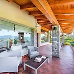 Vittoria By Whale Homes Βίλα Manerba del Garda
