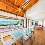 Vittoria By Whale Homes Βίλα