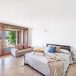 Vittoria By Whale Homes *