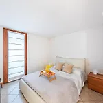 Vittoria By Whale Homes Βίλα Manerba del Garda