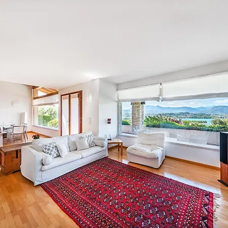 Vittoria By Whale Homes * Manerba del Garda
